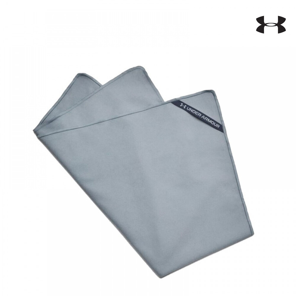 1383490 Performance Towel . UNDER ARMOUR