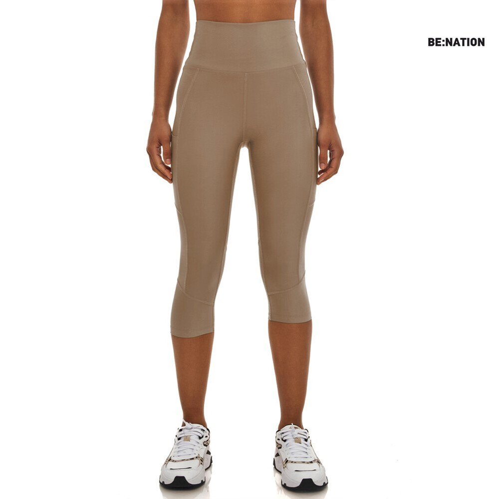 ESSENTIALS CAPRI LEGGINGS_POCKETS